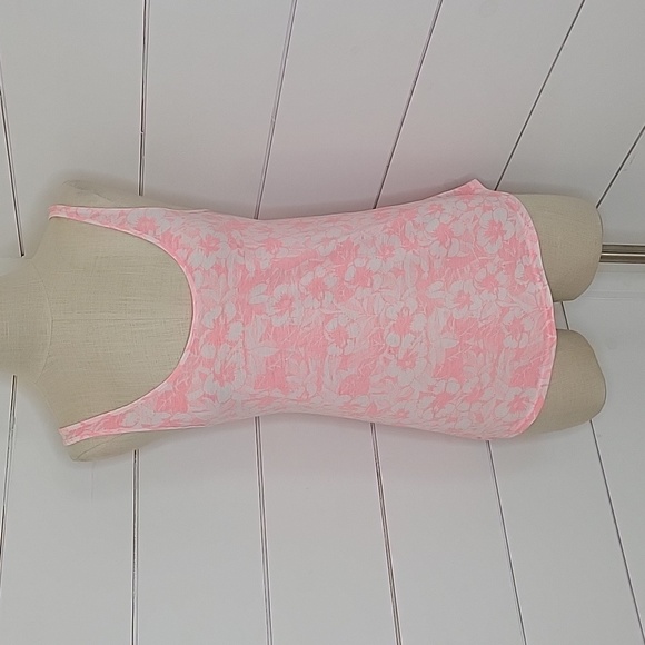 PINK Victoria's Secret small pink & white floral oversized tank - Picture 1 of 4